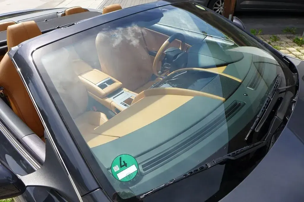 Gebraucht Aston Martin DB9 476 PS (350 kW) 2010 Grau Cabrio