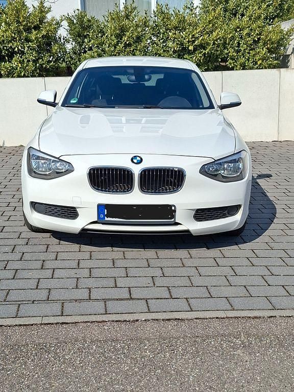 Gebraucht BMW 116 136 PS (100 kW) 2013 Weiß Kleinwagen
