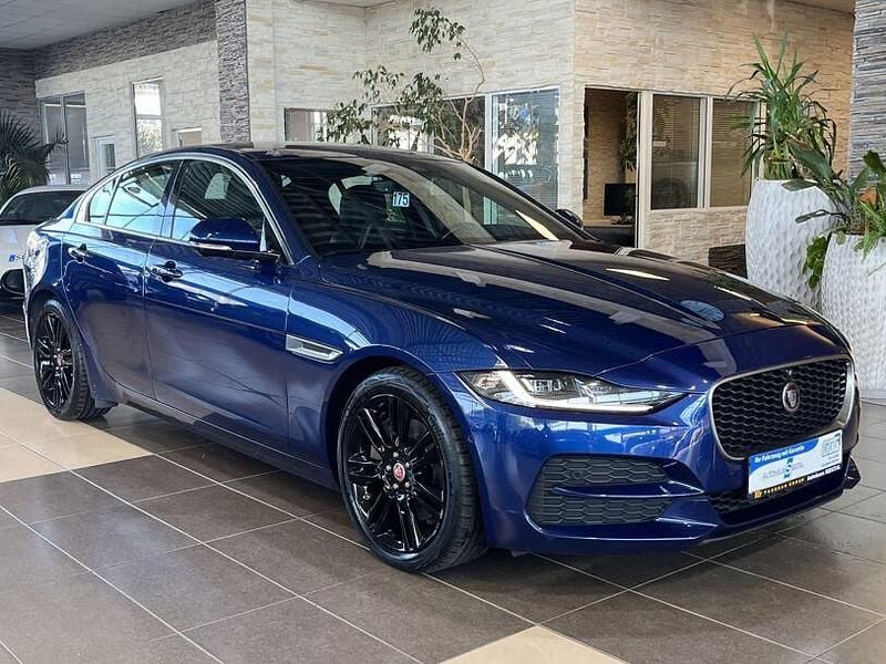 Gebraucht Jaguar XE S 204 PS (150 kW) 2021 Blau Limousine