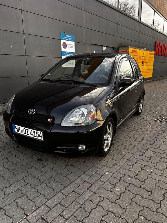Gebraucht Toyota Yaris 106 PS (77 kW) 2001 Schwarz Limousine