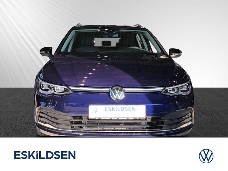 Gebraucht VW Golf VIII Move 131 PS (96 kW) 2024 Blau Kombi