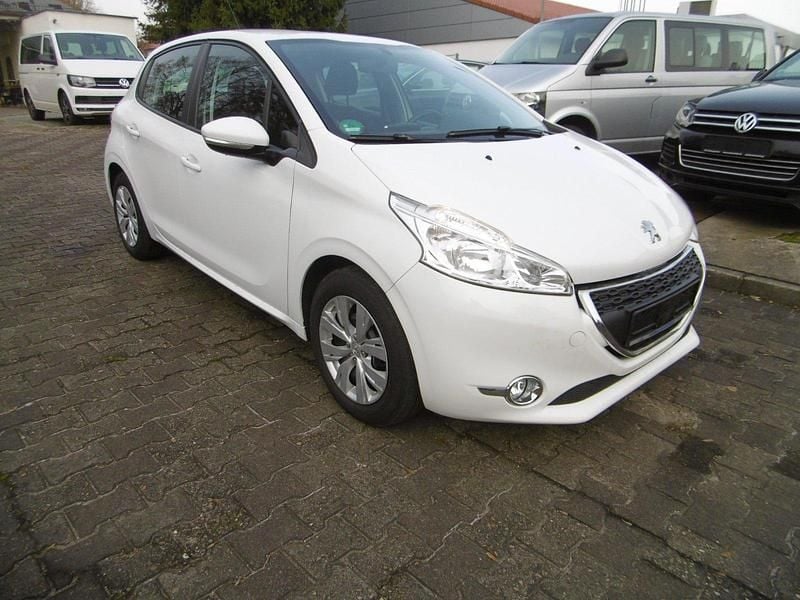 Weiss banquise Gebraucht 2013 Peugeot 208 Active Kleinwagen | 4.290 € (Guter Preis) - Bild 1/4