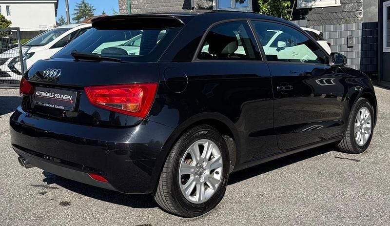 Second-hand Audi A1 Attraction 122 CP (89 kW) 2014 Negru Hatchback