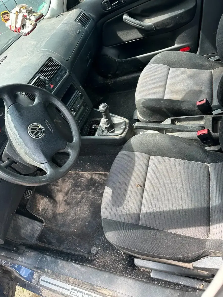 Gebraucht VW Golf IV 75 PS (55 kW) 2002 Blau Kleinwagen