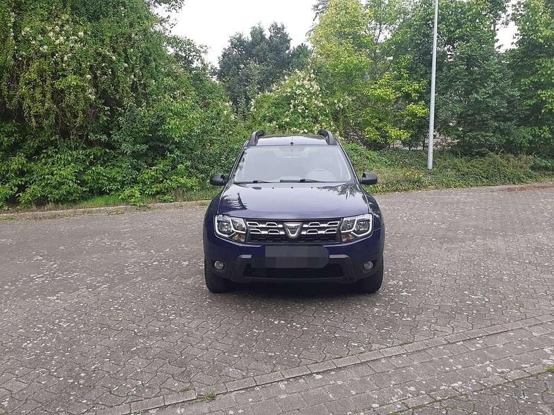 Gebraucht 2015 Dacia Duster Lauréate SUV | 6.999 € (Superpreis) - Bild 1/4