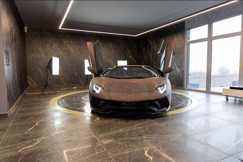 Usata Lamborghini Aventador 780 CV (573 kW) 2022 Grigio Cabrio