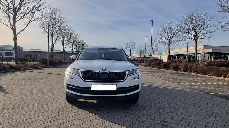 Weiß Gebraucht 2017 Skoda Kodiaq SUV | 21.900 € (Guter Preis) - Bild 1/4
