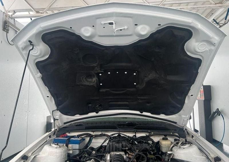 Gebraucht Ford Mustang 205 PS (150 kW) 2008 Weiß Coupé