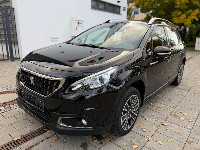 Gebraucht Peugeot 2008 Active 114 PS (83 kW) 2019 Noir perla nera SUV