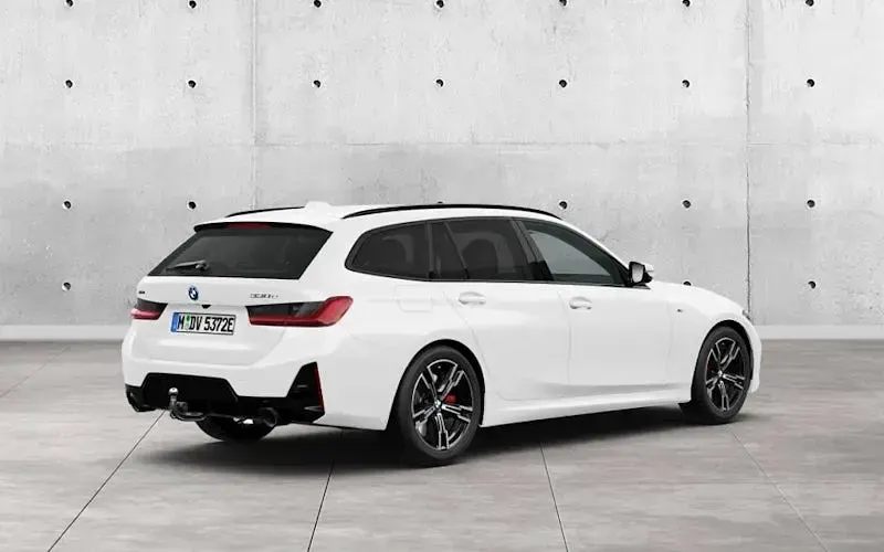 Nowe BMW 330e 292 KM (214 kW) 2026 Biały Kombi