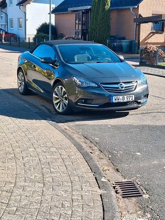 Gebraucht Opel Cascada Innovation 140 PS (102 kW) 2014 Grau Cabrio