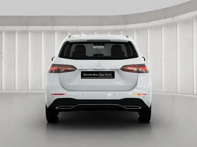 Gebraucht Mercedes B200 Progressive 163 PS (119 kW) 2025 Unilack polarweiß Kleinwagen