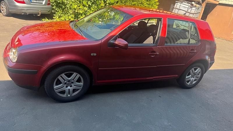 Rot Gebraucht 1999 VW Golf IV Limousine | 500 € (Superpreis) - Bild 1/4