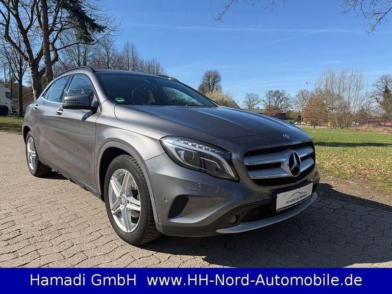 Gebraucht Mercedes GLA200 136 PS (100 kW) 2014 Grau SUV