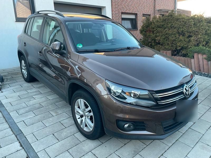 Gebraucht VW Tiguan Trendline 110 PS (80 kW) 2011 Braun SUV