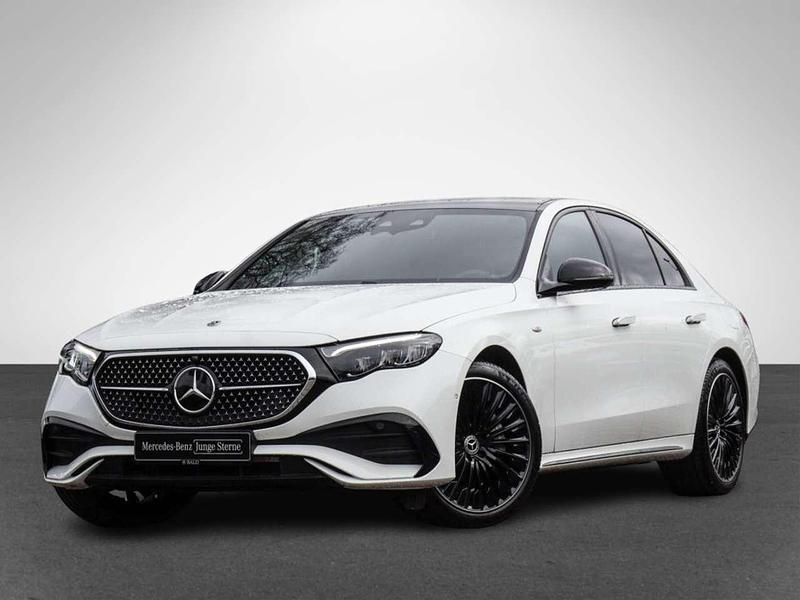 Gebraucht Mercedes E300 AMG 313 PS (230 kW) 2025 Weiss polarweiß Limousine