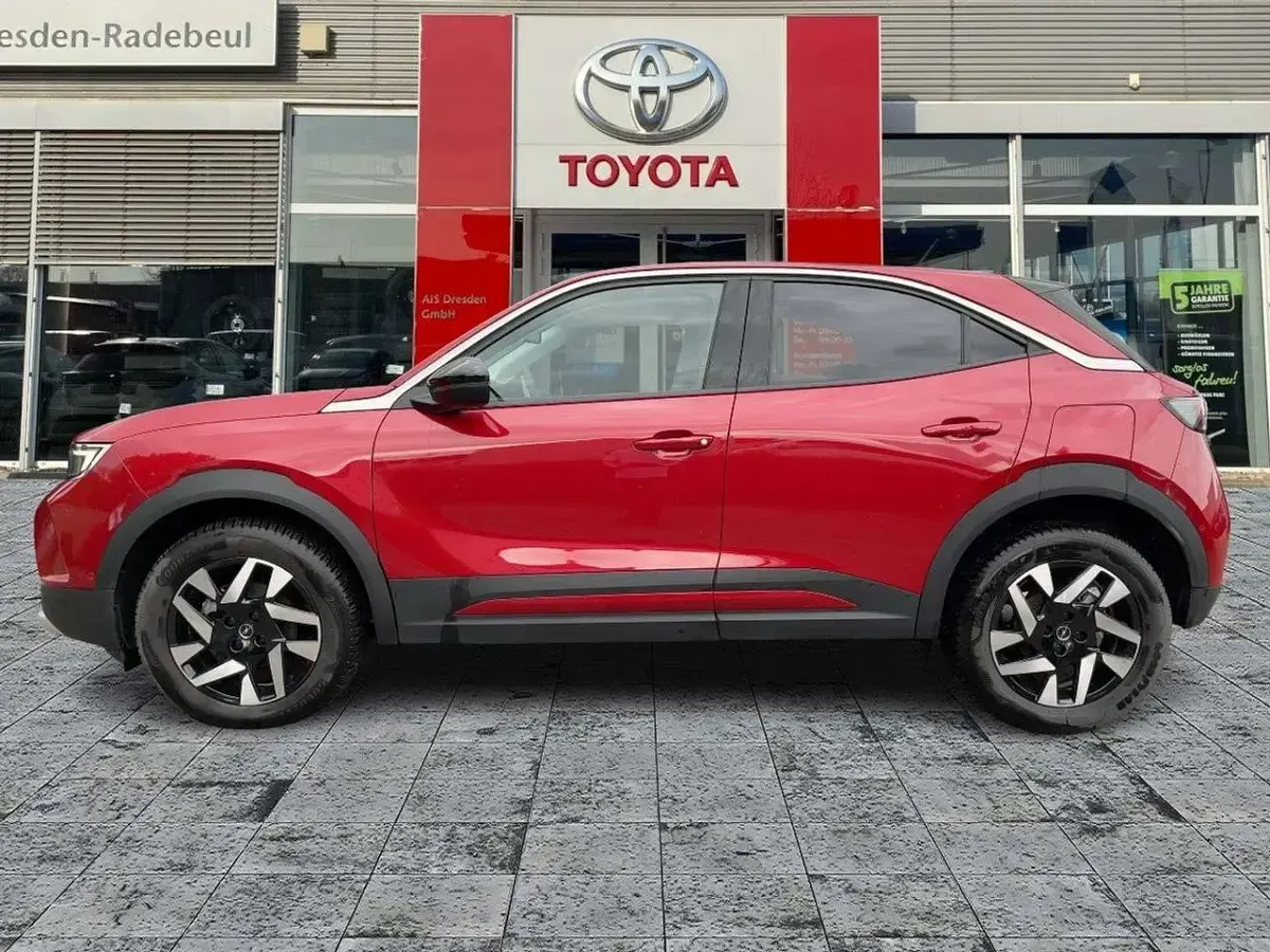 Gebraucht Opel Mokka Elegance 136 PS (100 kW) 2023 Lackierung rot rubi/typ aussenverkl SUV