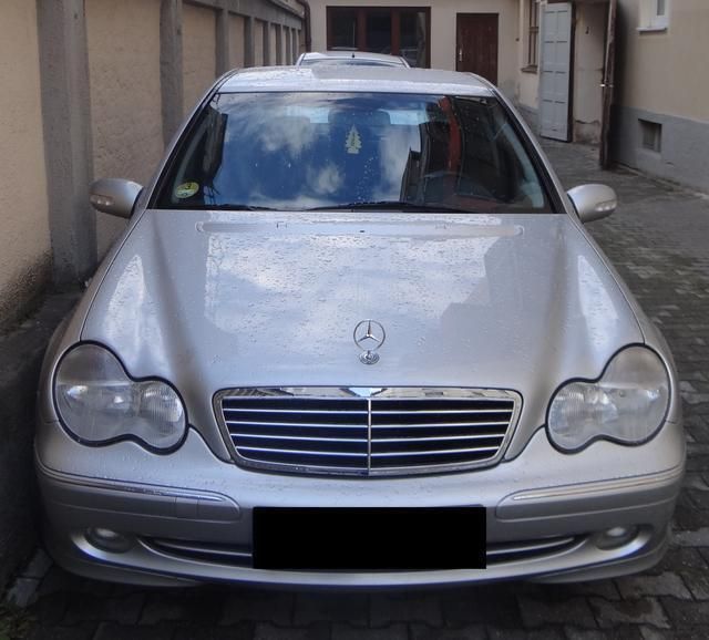 Gebraucht Mercedes C220 Avantgarde 143 PS (105 kW) 2001 Silber metallic Limousine