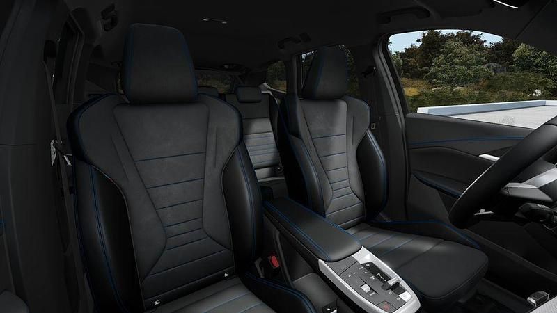 Neu BMW iX1 M Sport 230 kW (313 PS) 2025 Silber SUV
