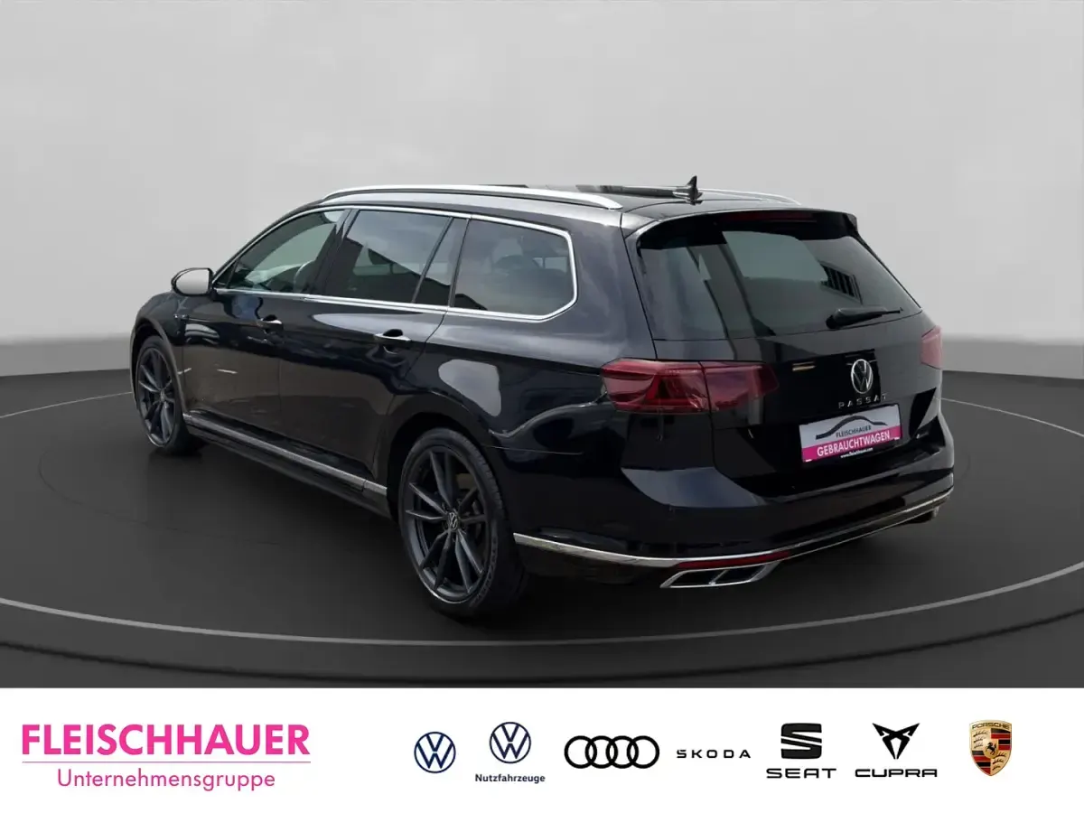 Second-hand VW Passat Business 280 CP (205 kW) 2022 Negru Break