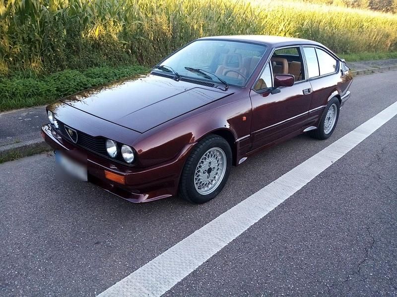 Gebraucht Alfa Romeo GTV 131 PS (96 kW) 1985 Rot Coupé