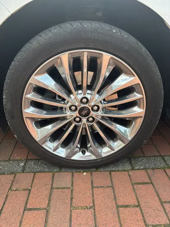 Gebraucht Ford Edge Vignale 238 PS (175 kW) 2020 Weiß SUV