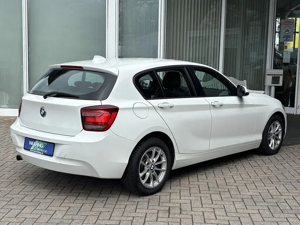Gebraucht BMW 114 Sport Line 102 PS (75 kW) 2013 Weiß Kleinwagen