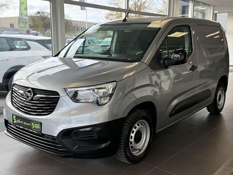 Gebraucht Opel Combo Edition 102 PS (75 kW) 2023 Kontrast grau/quarz silber Van / Kleinbus