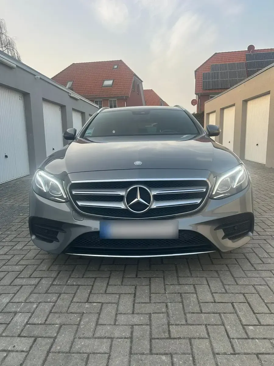 Brugt Mercedes E250 211 HK (155 kW) 2017 Grå Stationcar
