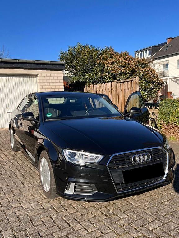 Gebraucht Audi A3 Design 150 PS (110 kW) 2020 Schwarz Limousine