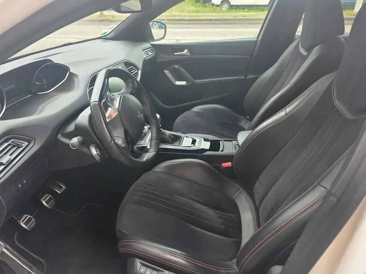 Gebraucht Peugeot 308 GT-line 130 PS (95 kW) 2015 Weiß Kombi