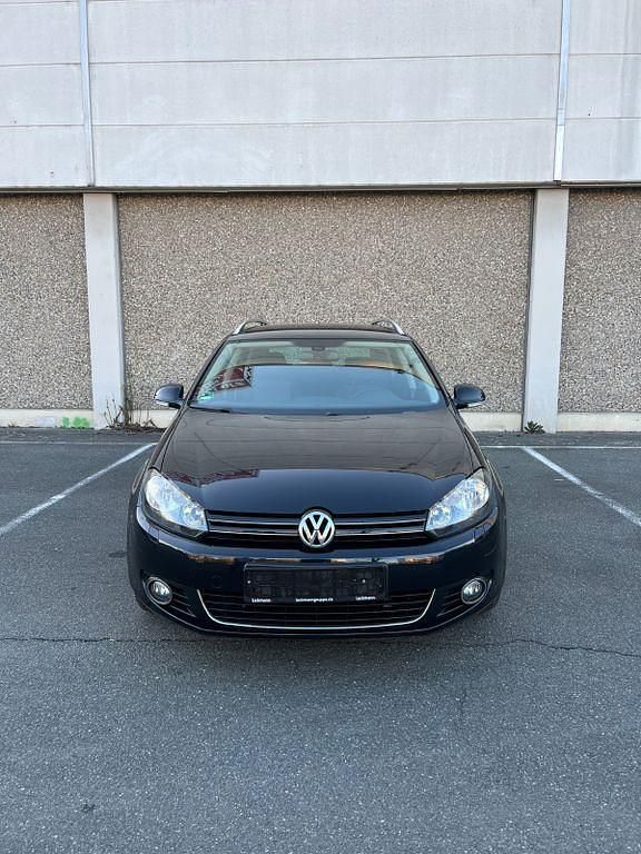 Gebraucht VW Golf VI Style 105 PS (77 kW) 2011 Blau Kleinwagen