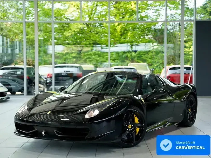 Second-hand Ferrari 458 570 CP (419 kW) 2012 Negru Cabrio