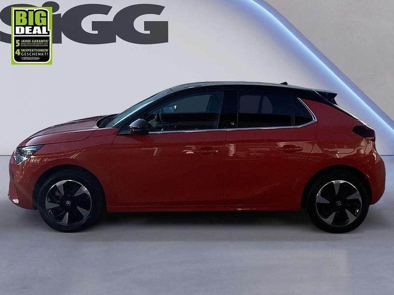 Gebraucht Opel Corsa-e Elegance 100 kW (136 PS) 2022 Power orange/dynamik orange Kleinwagen