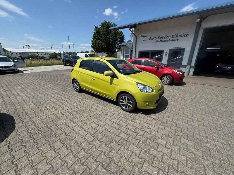 Gelb Gebraucht 2015 Mitsubishi Space Star Kleinwagen | 6.200 € (Superpreis) - Bild 1/4