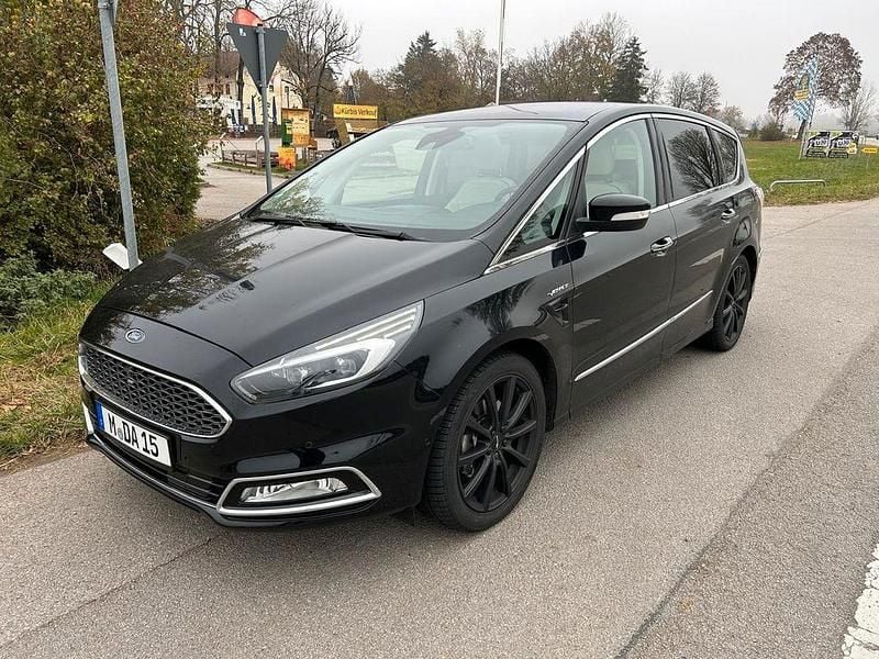 Gebraucht Ford S-MAX Vignale 241 PS (177 kW) 2018 Schwarz Van / Kleinbus