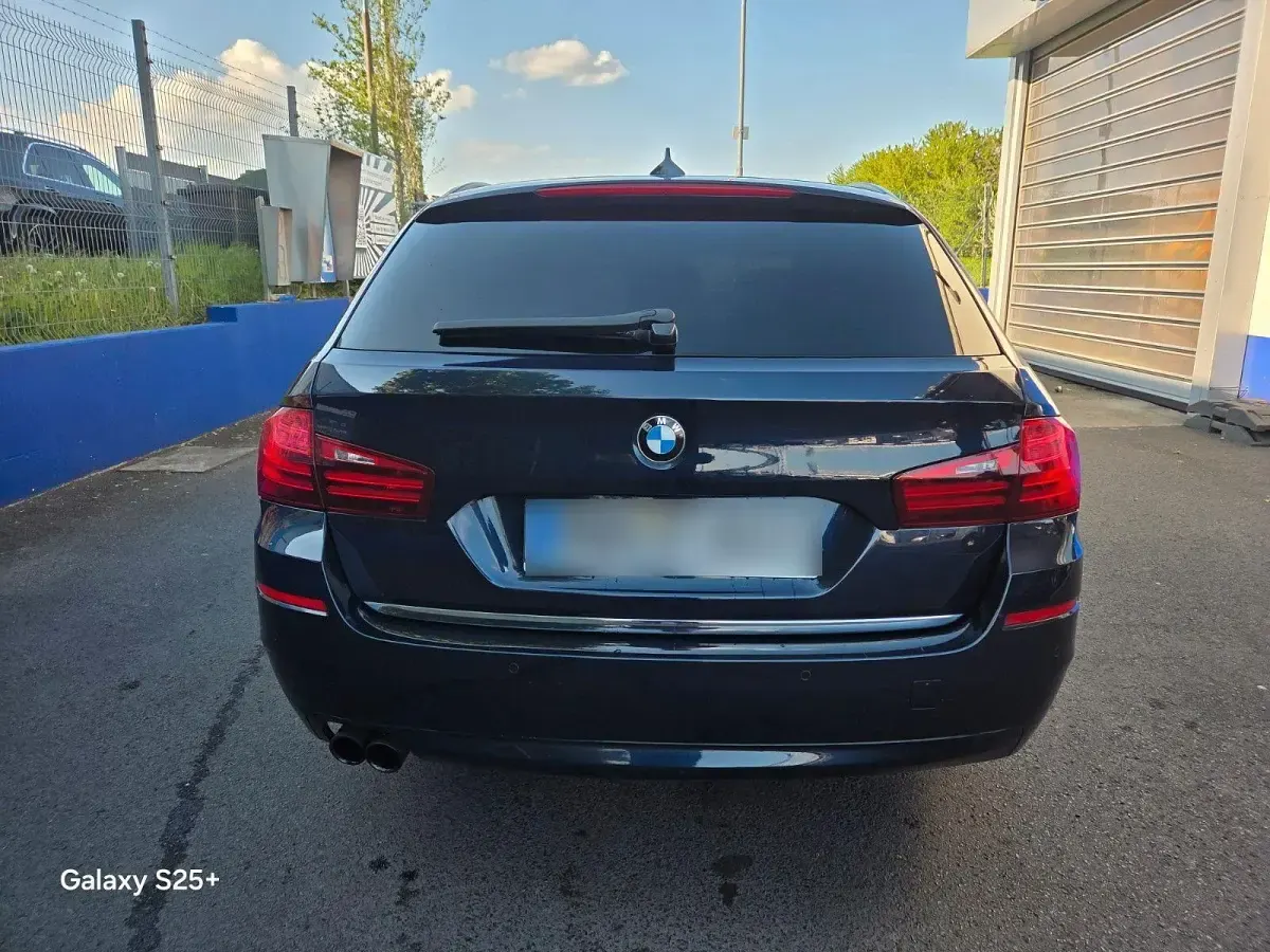 Occasion BMW 520 Luxury Line 190 ch (139 kW) 2015 Bleue Berline
