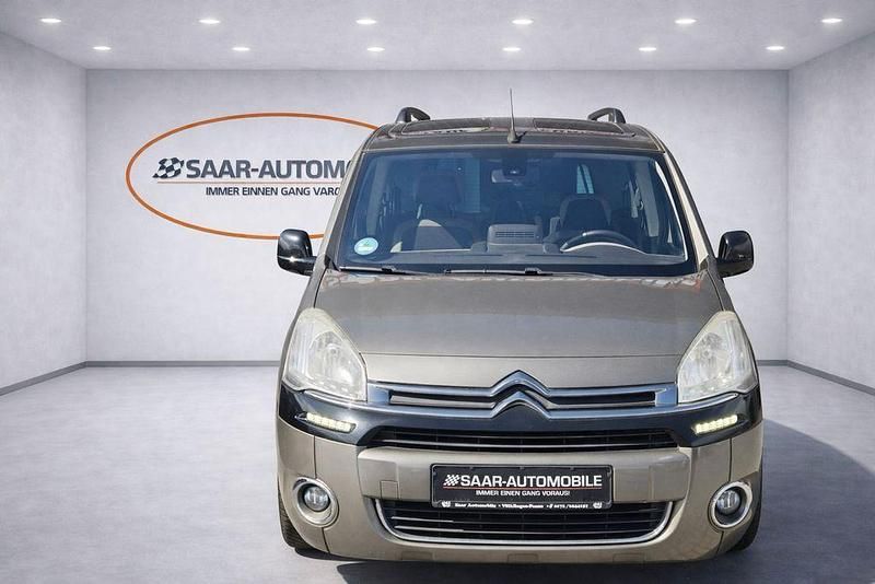 Gebraucht Citroën Berlingo Exclusive 120 PS (88 kW) 2014 Braun Van / Kleinbus