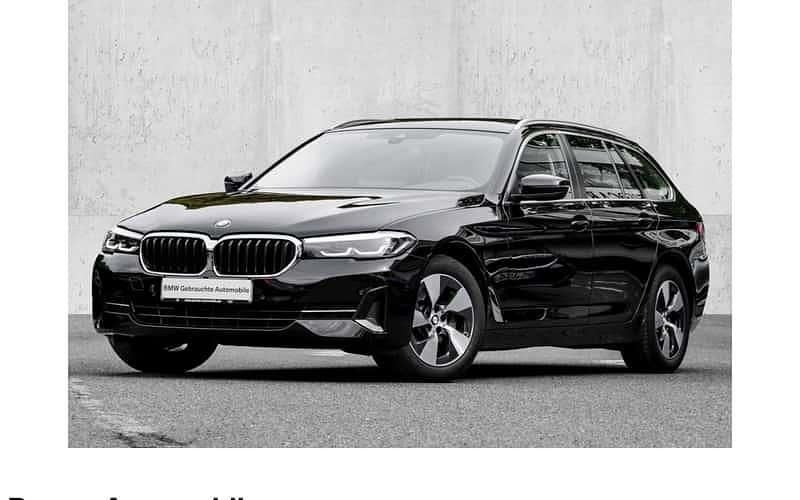 Schwarz Gebraucht 2022 BMW 520 Sport Line Kombi | 29.850 € (Superpreis) - Bild 1/4