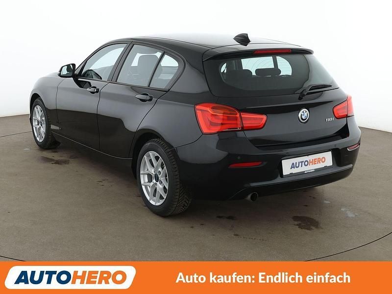 Gebraucht BMW 118 Advantage 136 PS (100 kW) 2018 Schwarz Kleinwagen