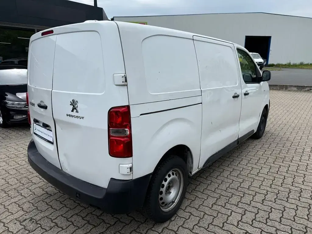 Gebraucht Peugeot Expert Premium 122 PS (89 kW) 2021 Weiß Van