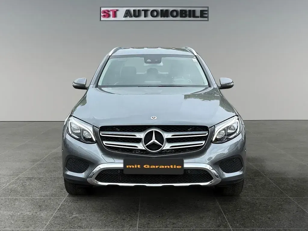 Gebraucht Mercedes GLC250 211 PS (155 kW) 2018 Grau SUV