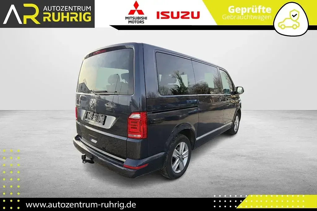 Gebraucht VW Multivan Generation Six 199 PS (146 kW) 2019 Starlight blue Van / Kleinbus