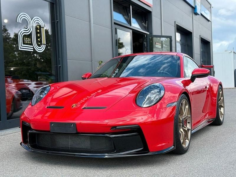 Rot Gebraucht 2021 Porsche 911 Chrono | 198.870 € (Etwas zu teuer) - Bild 1/4