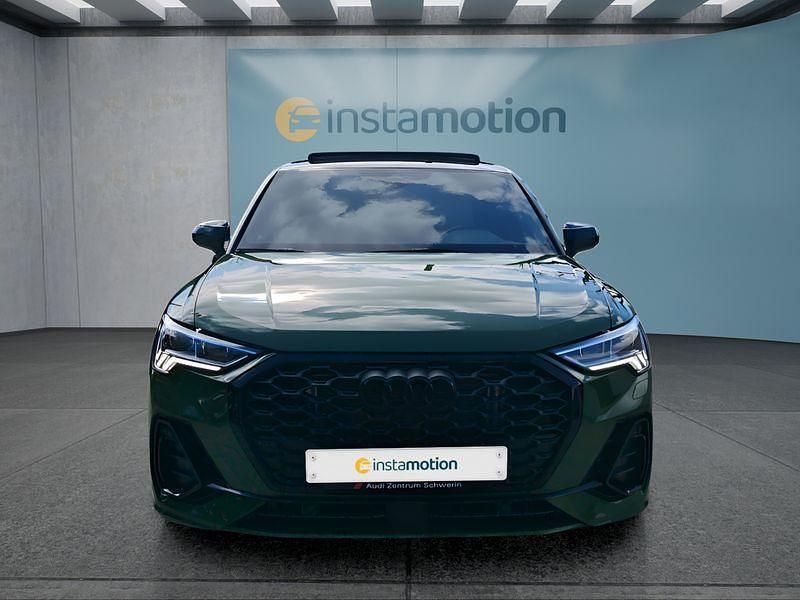 Neu Audi Q3 150 PS (110 kW) 2026 Grün SUV
