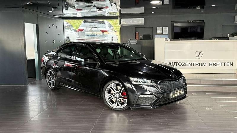 Schwarz Gebraucht 2021 Skoda Octavia RS Limousine | 23.900 € (Fairer Preis) - Bild 1/3