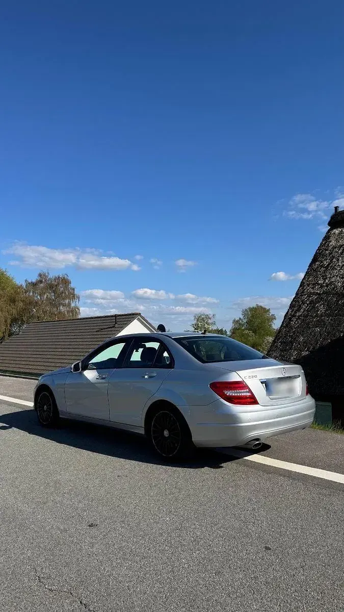 Gebraucht Mercedes C220 170 PS (125 kW) 2012 Silber Limousine