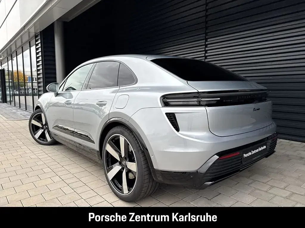 Gebraucht Porsche Macan 469 kW (639 PS) 2025 Silber SUV