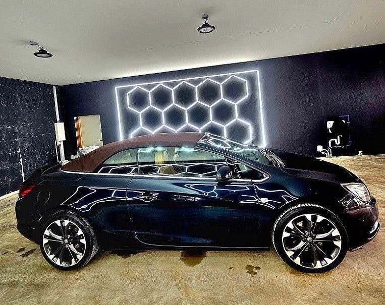 Gebraucht Opel Cascada Innovation 165 PS (121 kW) 2014 Smaragd gruen (mi) Cabrio