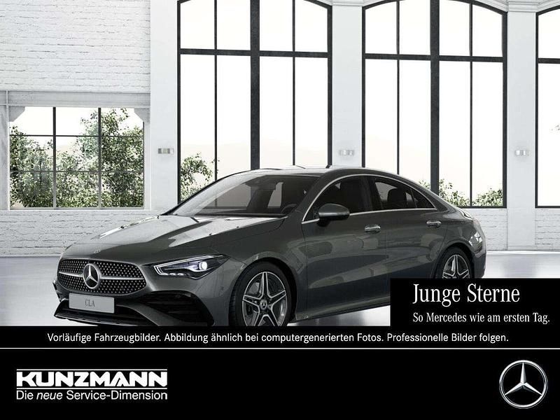 Grau metalliclack mountaingrau Gebraucht 2024 Mercedes CLA220 AMG Limousine | 37.545 € (Fairer Preis) - Bild 1/4